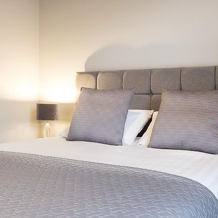 Blue Door Apartments Нюкасъл Екстериор снимка