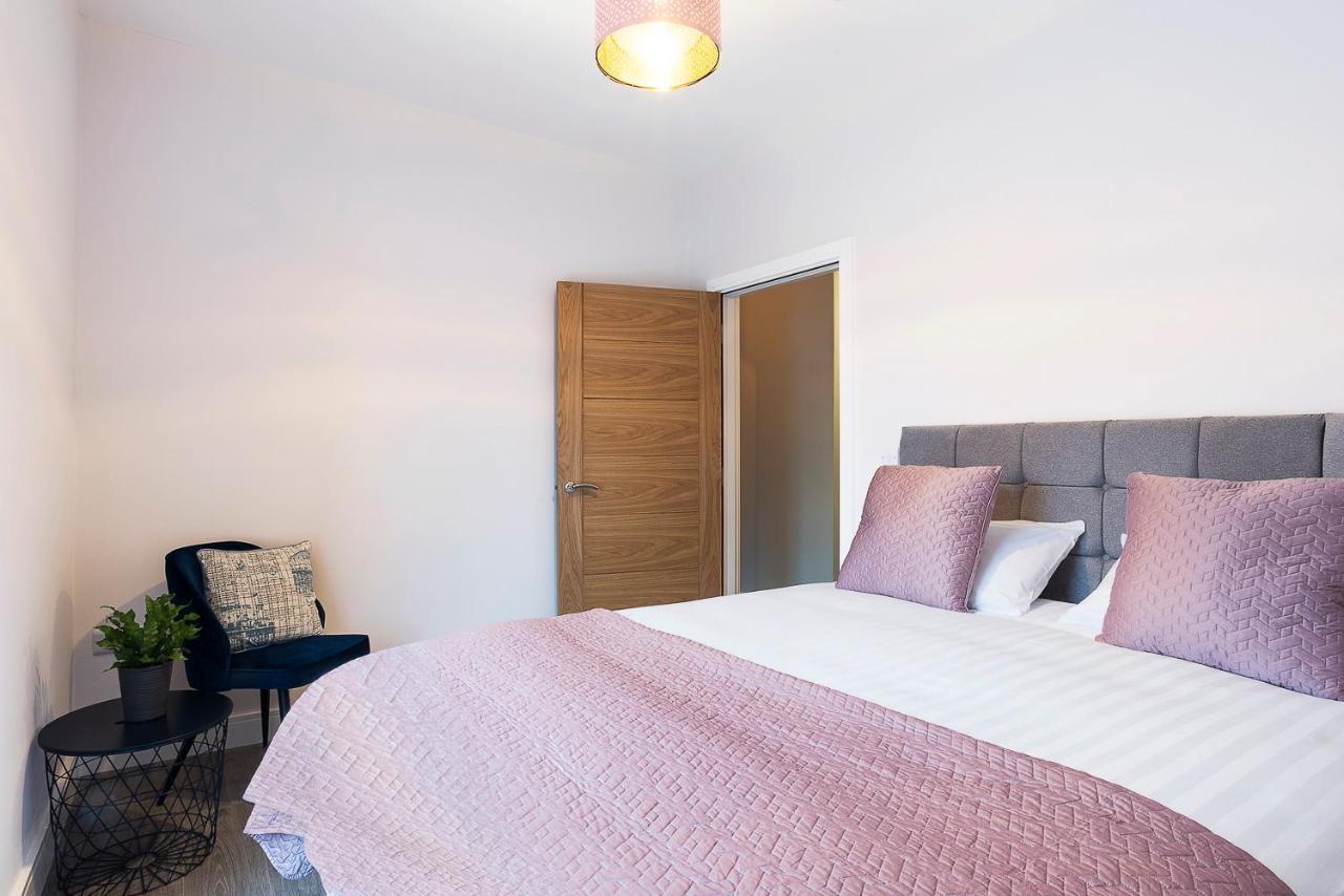 Blue Door Apartments Нюкасъл Екстериор снимка