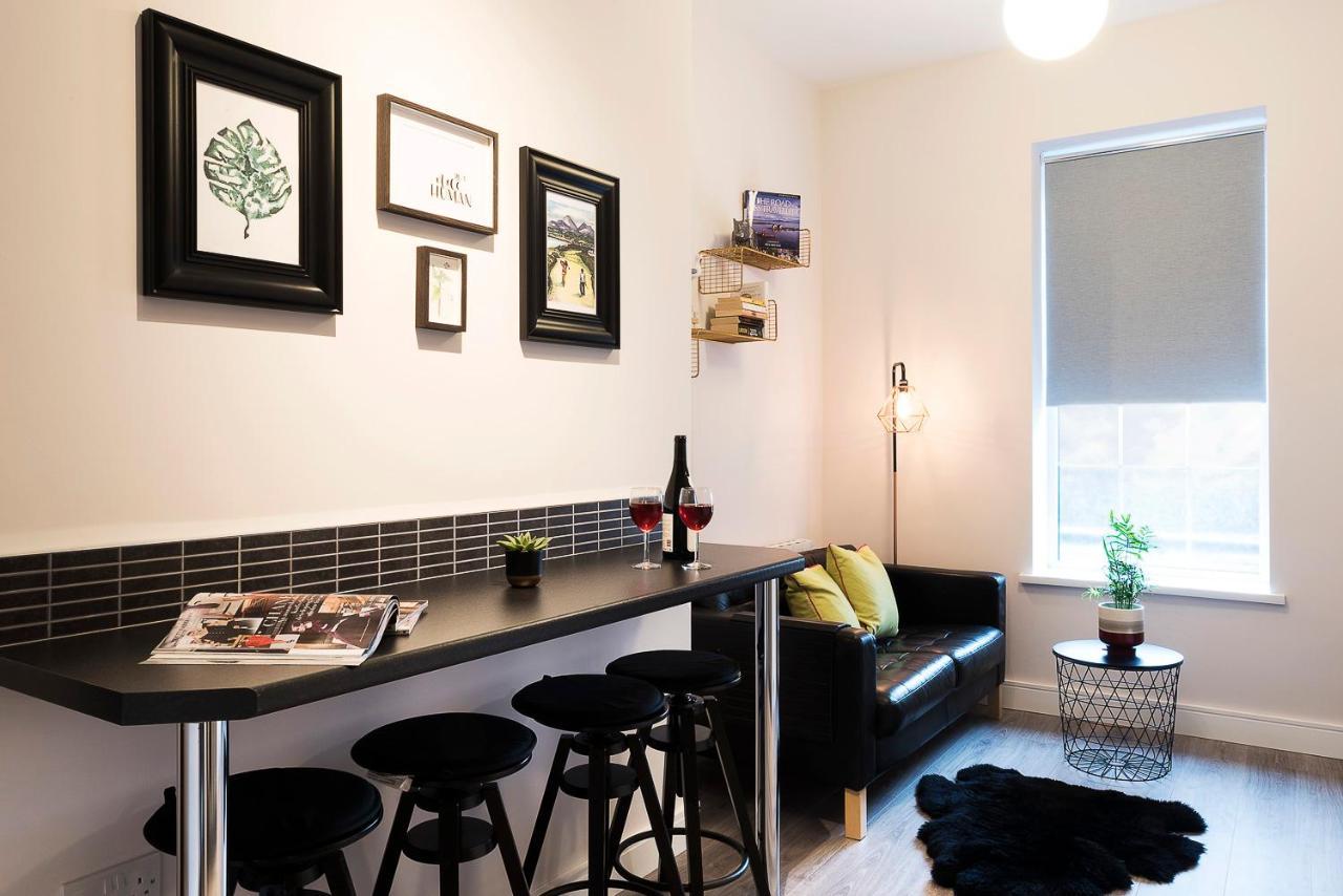 Blue Door Apartments Нюкасъл Екстериор снимка