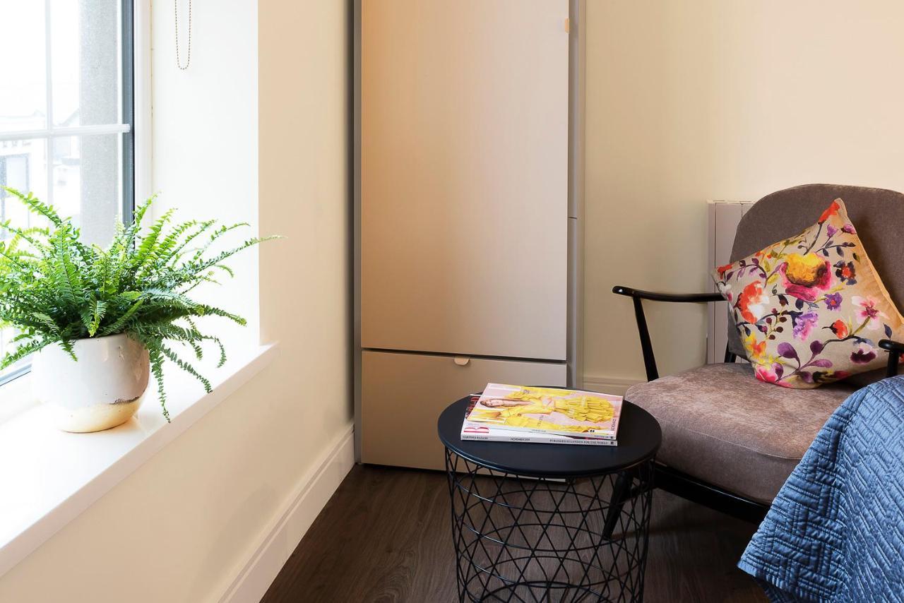 Blue Door Apartments Нюкасъл Екстериор снимка