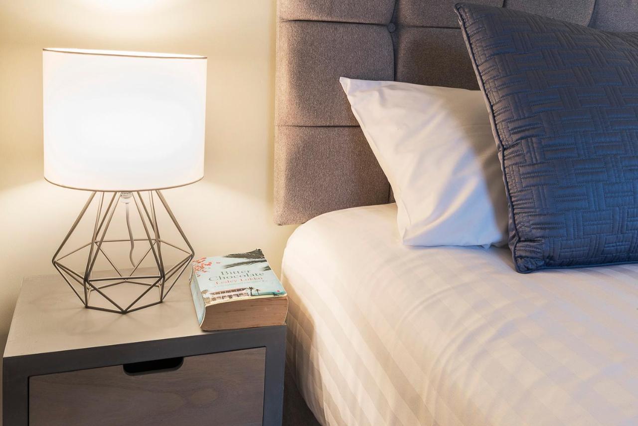 Blue Door Apartments Нюкасъл Екстериор снимка