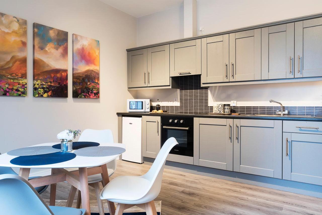 Blue Door Apartments Нюкасъл Екстериор снимка