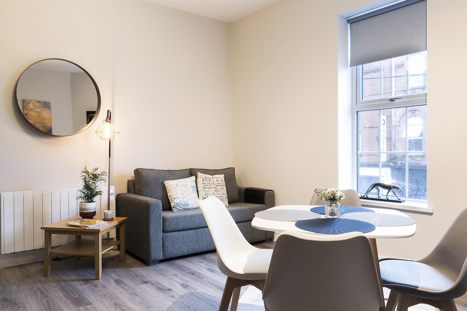 Blue Door Apartments Нюкасъл Екстериор снимка